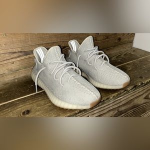 Yeezy boost 350 V2 Sesame Size 8